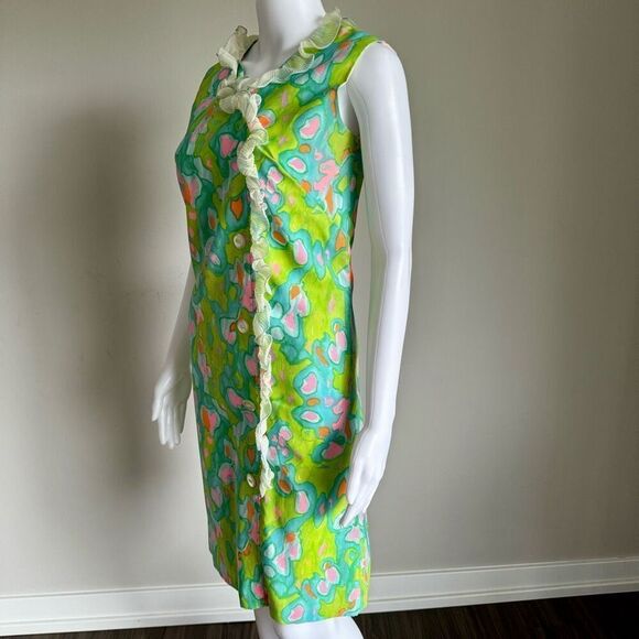 Vintage 1960’s Psychedelic Dress With Ruffle Details - Picture 3 of 5